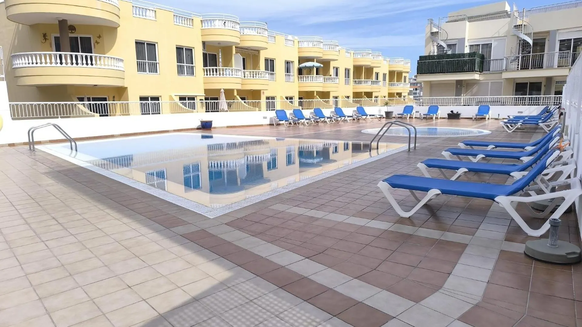 Oasis De Lia -Puerto Santiago Apartment Puerto de Santiago  Spain