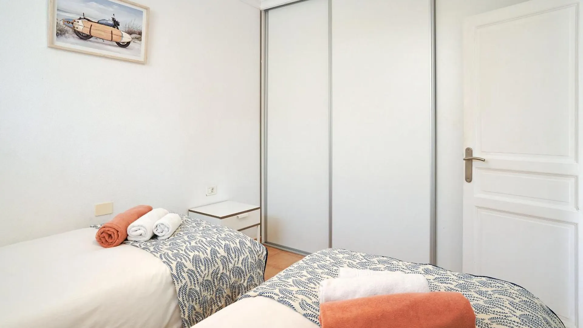 Oasis De Lia -Puerto Santiago Apartment Puerto de Santiago  Spain